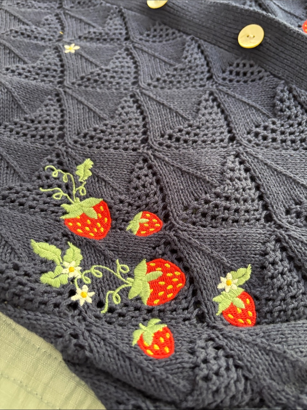 Driftwood All Cotton Knit Cardigan with Embroidered Red Strawberries Medium NWT - Picture 3 of 6